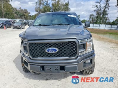 Piąte zdjęcie samochodu w środku: 2019 FORD F150 SUPERCREW VIN:1FTEW1E4XKKD68019 - miniatura