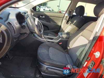 Zdjęcie 7 z 13 samochodu: 2014 KIA SPORTAGE VIN:KNDPB3ACXE7652092 - miniatura