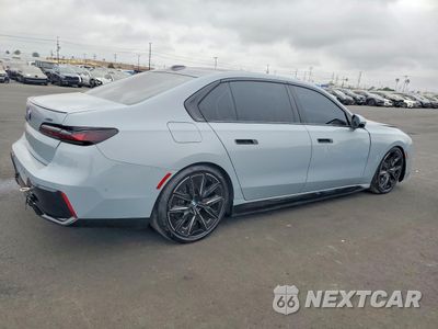 Trzecie zdjęcie samochodu z tyłu: 2023 BMW I7 XDRIVE60 VIN:WBY53EJ06PCN66454 - miniatura
