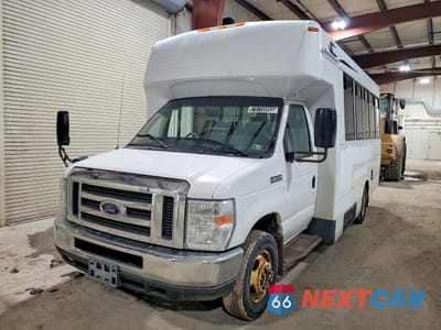 Drugie zdjęcie samochodu z przodu: 2016 FORD ECONOLINE E350 SUPER DUTY CUTAWAY VAN VIN:1FDEE3FS3GDC58240 - miniatura