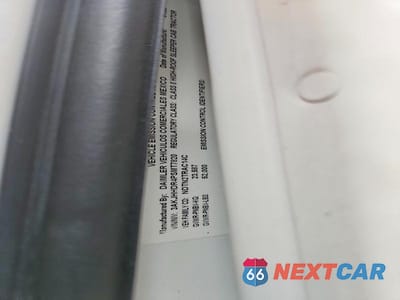 Zdjęcie 10 z 10 samochodu: 2023 FREIGHTLINER CASCADIA 126 SEMI TRUCK VIN:3AKJHHDR4PSMT7820 - miniatura