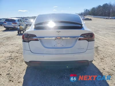 Zdjęcie 6 z 13 samochodu: 2021 TESLA MODEL X VIN:5YJXCAE23MF322872 - miniatura