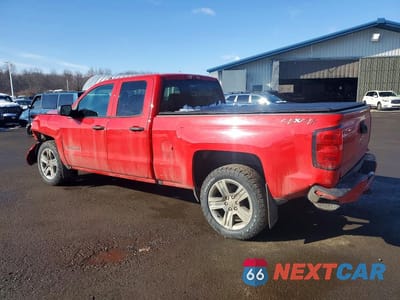 Drugie zdjęcie samochodu z przodu: 2018 CHEVROLET SILVERADO K1500 CUSTOM VIN:1GCVKPEC0JZ333601 - miniatura