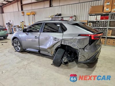 Drugie zdjęcie samochodu z przodu: 2023 SUBARU SOLTERRA PREMIUM VIN:JTMABABA5PA031114 - miniatura