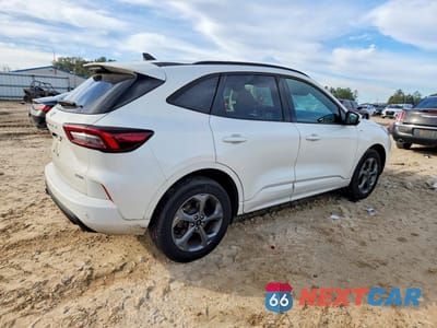 Trzecie zdjęcie samochodu z tyłu: 2023 FORD ESCAPE ST LINE SELECT VIN:1FMCU9NZ9PUB34601 - miniatura