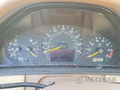Zdjęcie 9 z 12 samochodu: 2002 MERCEDES-BENZ E 320 VIN:WDBJF65J42B477365 - miniatura