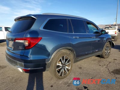 Trzecie zdjęcie samochodu z tyłu: 2019 HONDA PILOT ELITE VIN:5FNYF6H02KB012292 - miniatura