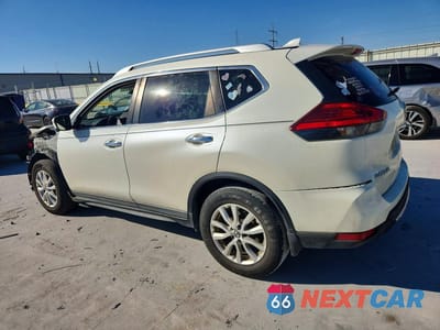 Drugie zdjęcie samochodu z przodu: 2017 NISSAN ROGUE SV VIN:KNMAT2MT5HP509743 - miniatura