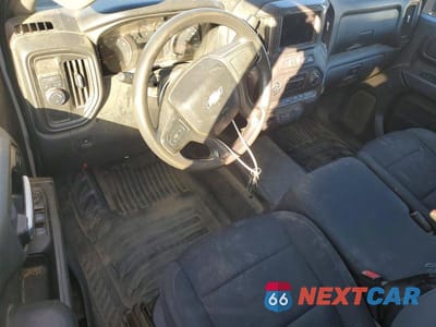 Zdjęcie 8 z 12 samochodu: 2021 CHEVROLET SILVERADO 2500 HD - FLATBED DUMP TRUCK *** PRIOR FLEET *** VIN:1GB5WLE76MF236400 - miniatura