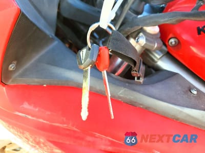 Zdjęcie 8 z 9 samochodu: 2012 KAWASAKI EX650 EC VIN:JKAEXEE14CDA02764 - miniatura