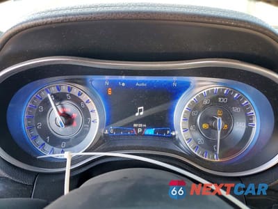 Zdjęcie 9 z 12 samochodu: 2021 CHRYSLER 300 S VIN:2C3CCABG0MH532732 - miniatura