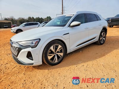 2024 AUDI Q8 E-TRON PREMIUM PLUS WA15AAGE9RB025761 - główne zdjęcie licytacji z USA - miniatura