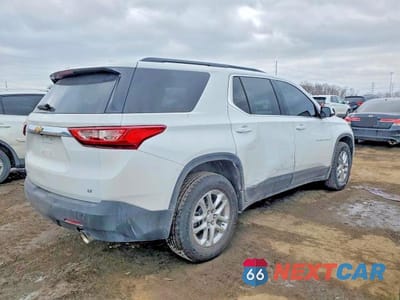 Trzecie zdjęcie samochodu z tyłu: 2019 CHEVROLET TRAVERSE LT VIN:1GNEVHKW3KJ150793 - miniatura