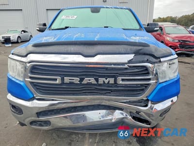 Piąte zdjęcie samochodu w środku: 2021 RAM 1500 BIG HORN VIN:1C6RREBG6MN575336 - miniatura