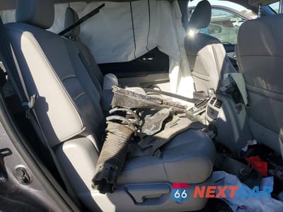 Zdjęcie 11 z 12 samochodu: 2017 HONDA PILOT TOURING VIN:5FNYF5H95HB025393 - miniatura