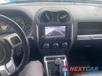 Zdjęcie 9 z 10 samochodu: 2016 JEEP COMPASS LATITUDE VIN:1C4NJDEB0GD598842 - miniatura