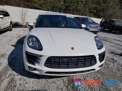 Piąte zdjęcie samochodu w środku: 2018 PORSCHE MACAN VIN:WP1AA2A59JLB08963 - miniatura