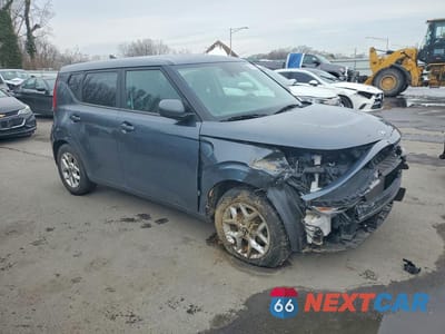 Czwarte zdjęcie samochodu z boku: 2020 KIA SOUL S VIN:KNDJ23AUXL7092750 - miniatura