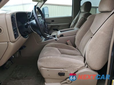 Zdjęcie 7 z 11 samochodu: 2007 GMC SIERRA K2500 HEAVY DUTY VIN:1GTHK23DX7F177914 - miniatura