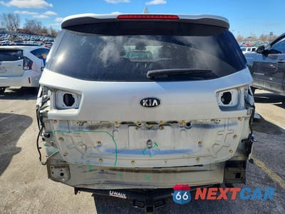 Zdjęcie 6 z 13 samochodu: 2019 KIA SEDONA LX VIN:KNDMB5C14K6539802 - miniatura