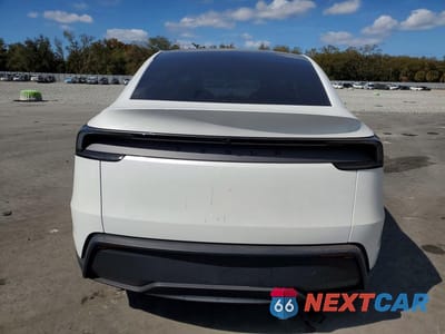 Zdjęcie 6 z 13 samochodu: 2026 TESLA MODEL Y VIN:7SAYGDED9TA459180 - miniatura