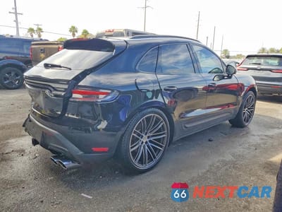 Trzecie zdjęcie samochodu z tyłu: 2025 PORSCHE MACAN S VIN:WP1AG2A51SLB42010 - miniatura