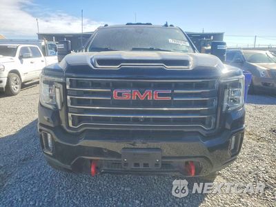 Piąte zdjęcie samochodu w środku: 2021 GMC SIERRA K2500 AT4 VIN:1GT49PEY8MF214297 - miniatura