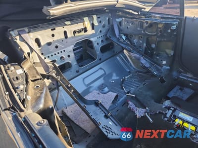 Zdjęcie 10 z 13 samochodu: 2013 CHEVROLET CAMARO ZL1 VIN:2G1FL3DP0D9803406 - miniatura