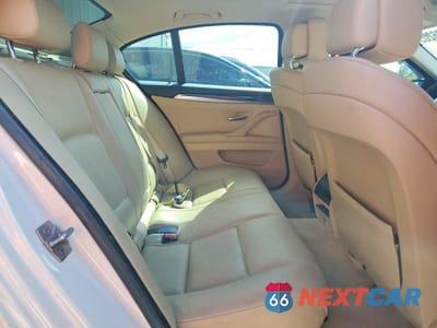 Zdjęcie 10 z 12 samochodu: 2011 BMW 535 XI VIN:WBAFU7C5XBC871923 - miniatura