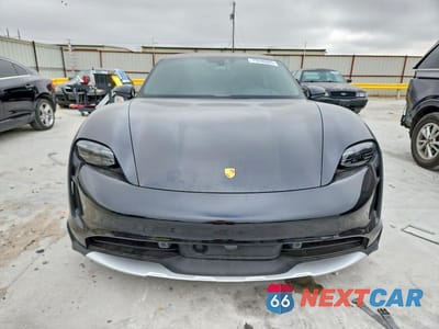 Piąte zdjęcie samochodu w środku: 2023 PORSCHE TAYCAN CROSS TURISMO 4S VIN:WP0BB2Y12PSA65543 - miniatura