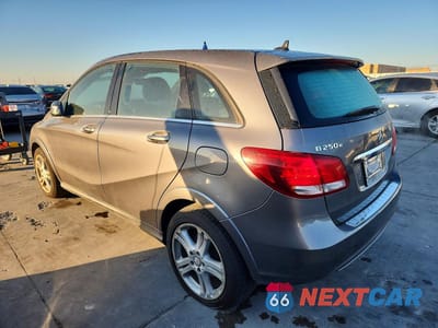 Drugie zdjęcie samochodu z przodu: 2017 MERCEDES-BENZ B 250E VIN:WDDVP9AB6HJ012302 - miniatura