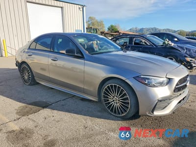 Czwarte zdjęcie samochodu z boku: 2023 MERCEDES-BENZ C 300 VIN:W1KAF4GB0PR150249 - miniatura