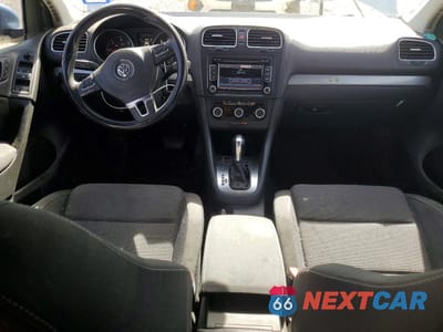 Zdjęcie 8 z 12 samochodu: 2011 VOLKSWAGEN GOLF VIN:WVWDM7AJ3BW341043 - miniatura