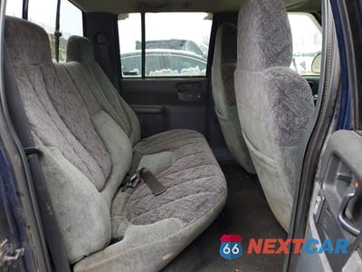 Zdjęcie 10 z 12 samochodu: 2002 CHEVROLET S TRUCK S10 VIN:1GCDT13W52K160901 - miniatura