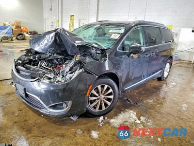 2018 CHRYSLER PACIFICA TOURING L 2C4RC1BG5JR356112 - główne zdjęcie licytacji z USA - miniatura