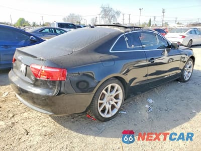 Trzecie zdjęcie samochodu z tyłu: 2012 AUDI A5 PREMIUM VIN:WAUCFAFR6CA000538 - miniatura