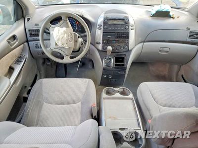Zdjęcie 8 z 14 samochodu: 2007 TOYOTA SIENNA CE VIN:5TDZK23C47S071454 - miniatura