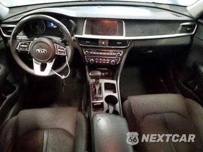 Zdjęcie 8 z 12 samochodu: 2020 KIA OPTIMA LX VIN:5XXGT4L38LG393283 - miniatura