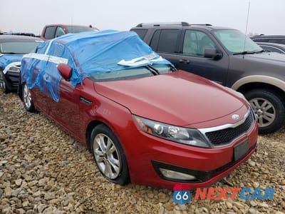 Czwarte zdjęcie samochodu z boku: 2011 KIA OPTIMA EX VIN:KNAGN4A78B5064910 - miniatura