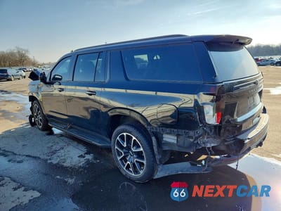 Drugie zdjęcie samochodu z przodu: 2021 CHEVROLET SUBURBAN K1500 LT VIN:1GNSKCKD6MR256558 - miniatura