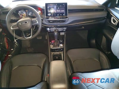 Zdjęcie 8 z 13 samochodu: 2025 JEEP COMPASS LATITUDE VIN:3C4NJDBN9ST533683 - miniatura