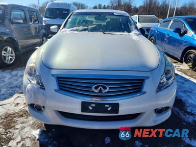 Piąte zdjęcie samochodu w środku: 2015 INFINITI Q40 VIN:JN1CV6AR5FM650722 - miniatura