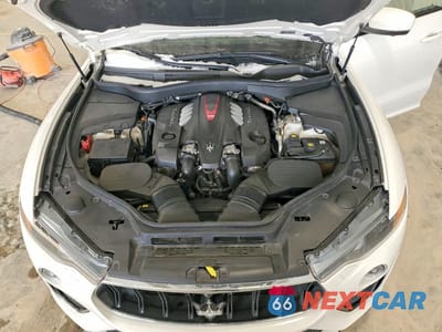 Zdjęcie 12 z 13 samochodu: 2019 MASERATI LEVANTE GTS VIN:ZN661ZUA8KX315622 - miniatura