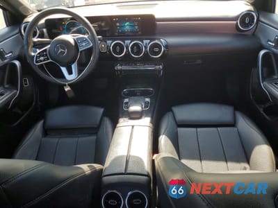 Zdjęcie 8 z 12 samochodu: 2020 MERCEDES-BENZ A 220 VIN:W1K3G4EB2LW044311 - miniatura