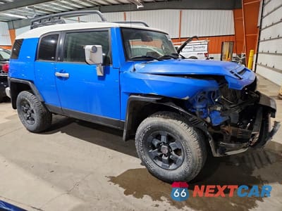 Czwarte zdjęcie samochodu z boku: 2007 TOYOTA FJ CRUISER VIN:JTEBU11F470007058 - miniatura