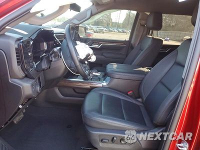 Zdjęcie 7 z 12 samochodu: 2025 CHEVROLET SILVERADO K1500 RST VIN:1GCUKEE89SZ213499 - miniatura