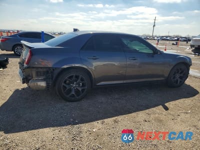 Trzecie zdjęcie samochodu z tyłu: 2023 CHRYSLER 300 S VIN:2C3CCABGXPH585216 - miniatura