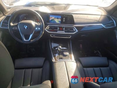 Zdjęcie 8 z 14 samochodu: 2019 BMW X5 XDRIVE40I VIN:5UXCR6C55KLL12697 - miniatura