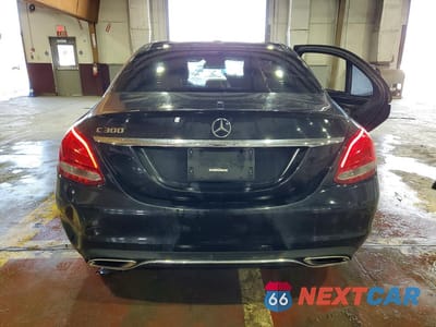 Zdjęcie 6 z 12 samochodu: 2018 MERCEDES-BENZ C 300 VIN:55SWF4JBXJU258365 - miniatura