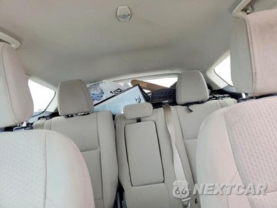 Zdjęcie 10 z 13 samochodu: 2018 FORD ESCAPE SE VIN:1FMCU9G99JUC13691 - miniatura
